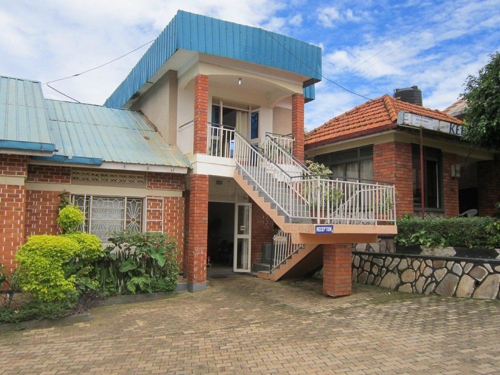 Keba Inn Lyamutundwe Ngoại thất bức ảnh