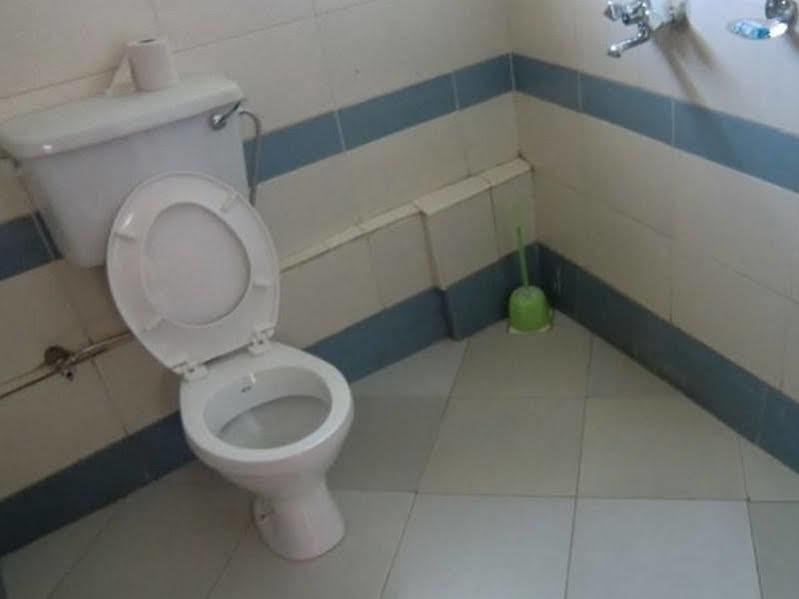 Keba Inn Lyamutundwe Ngoại thất bức ảnh